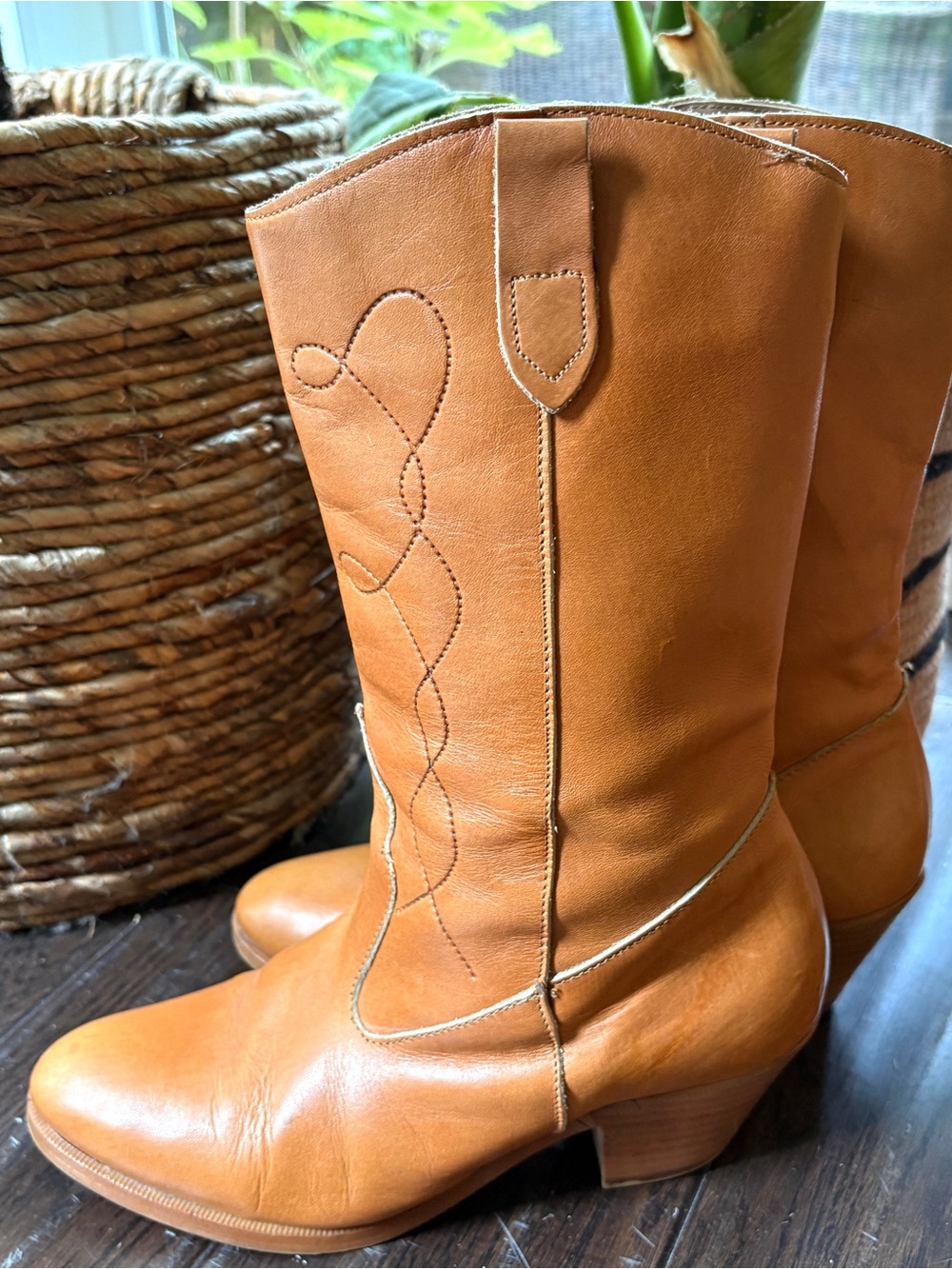 Alaska Boot Co leather boots